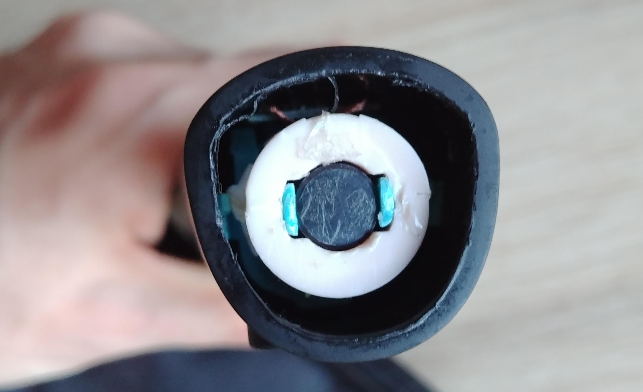remove ferrite core